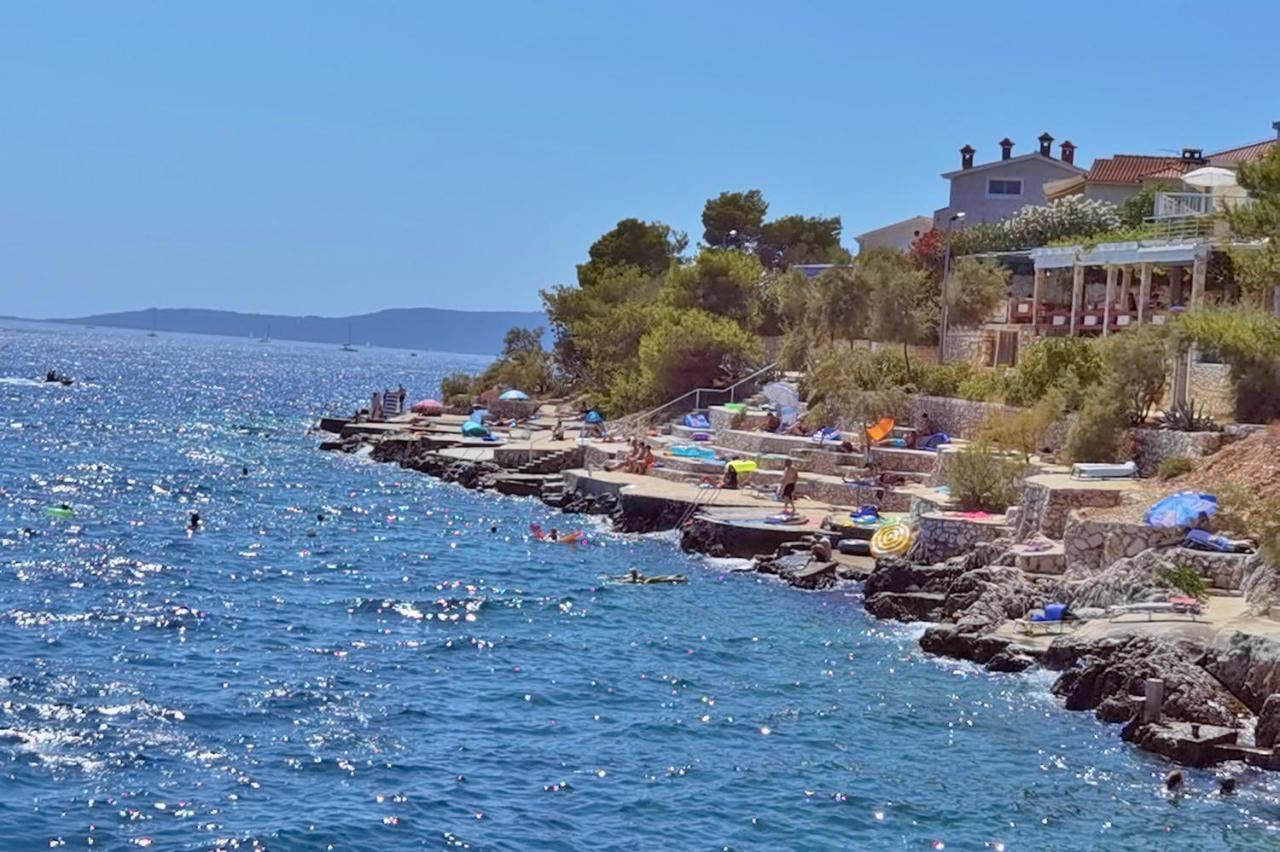 Villa Rastichi Amazing Seaview Trogir Buitenkant foto